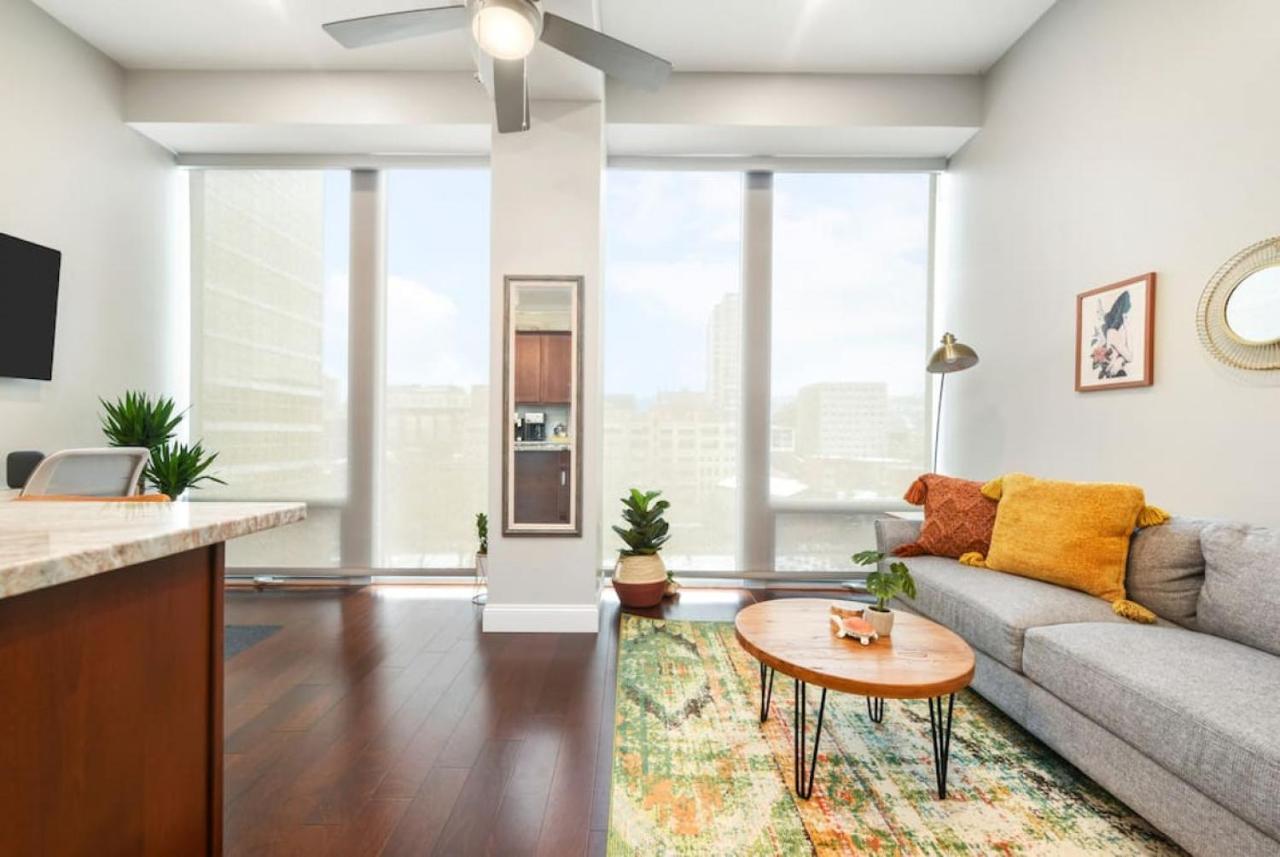 Hostwise Stays - The Washington At Chatham - Free Parking, Private Gym, More! Pittsburgh Luaran gambar