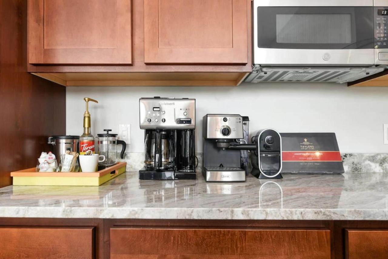 Hostwise Stays - The Washington At Chatham - Free Parking, Private Gym, More! Pittsburgh Luaran gambar